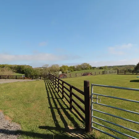 Mini Pod Scarborough